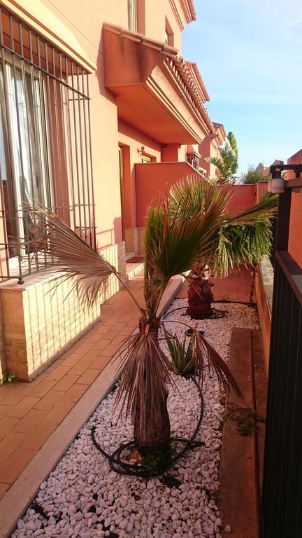 Villa Aznalcazar Sanlúcar la Mayor Kültér fotó